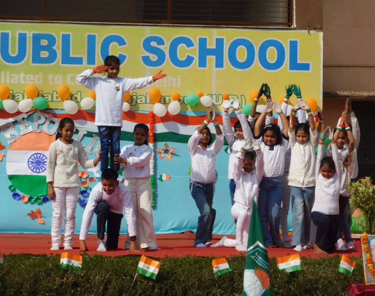 पुवायां में भाकियू की ओर से निकाली गई रैली में शामिल किसान नेता। संवाद