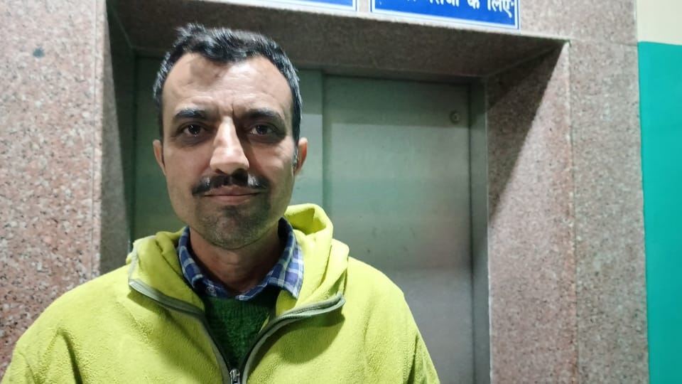 दो दिन के अवकाश के बाद हृदय रोग ओपीडी के बार मरीजों की भीड़। संवाद