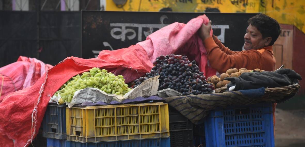बुधवार की सुबह राजधानी में बारिश और जलभराव का नजारा। 