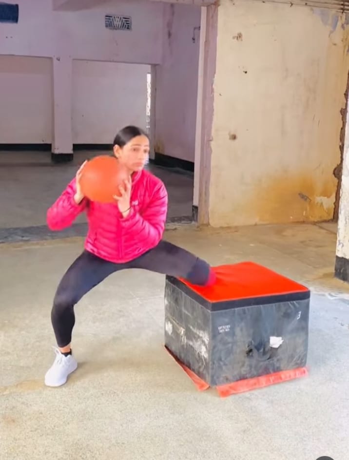 ऑस्ट्रेलिया में आयोजित प्रतियोगिता में भाग लेते प्रियांश