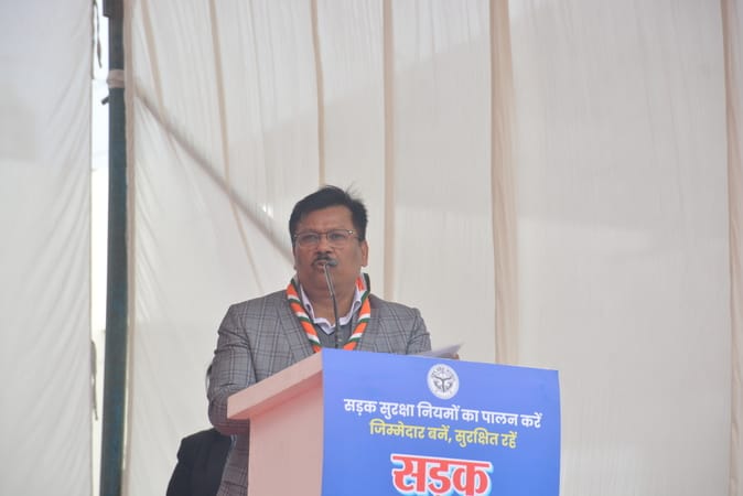 सड़क सुरक्षा माह-2026 के तहत वाहन परीक्षण व प्रमाणीकरण केंद्र में जागरूकता कार्यक्रम आयोजित किय