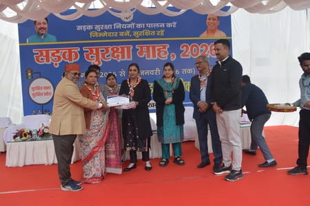 सड़क सुरक्षा माह-2026 के तहत वाहन परीक्षण व प्रमाणीकरण केंद्र में जागरूकता कार्यक्रम आयोजित किय