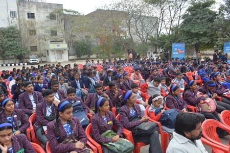 सड़क सुरक्षा माह-2026 के तहत वाहन परीक्षण व प्रमाणीकरण केंद्र में जागरूकता कार्यक्रम आयोजित किय