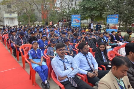 सड़क सुरक्षा माह-2026 के तहत वाहन परीक्षण व प्रमाणीकरण केंद्र में जागरूकता कार्यक्रम आयोजित किय