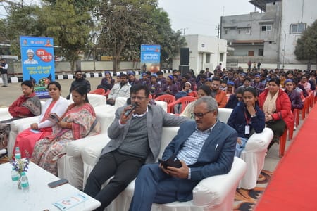 सड़क सुरक्षा माह-2026 के तहत वाहन परीक्षण व प्रमाणीकरण केंद्र में जागरूकता कार्यक्रम आयोजित किय