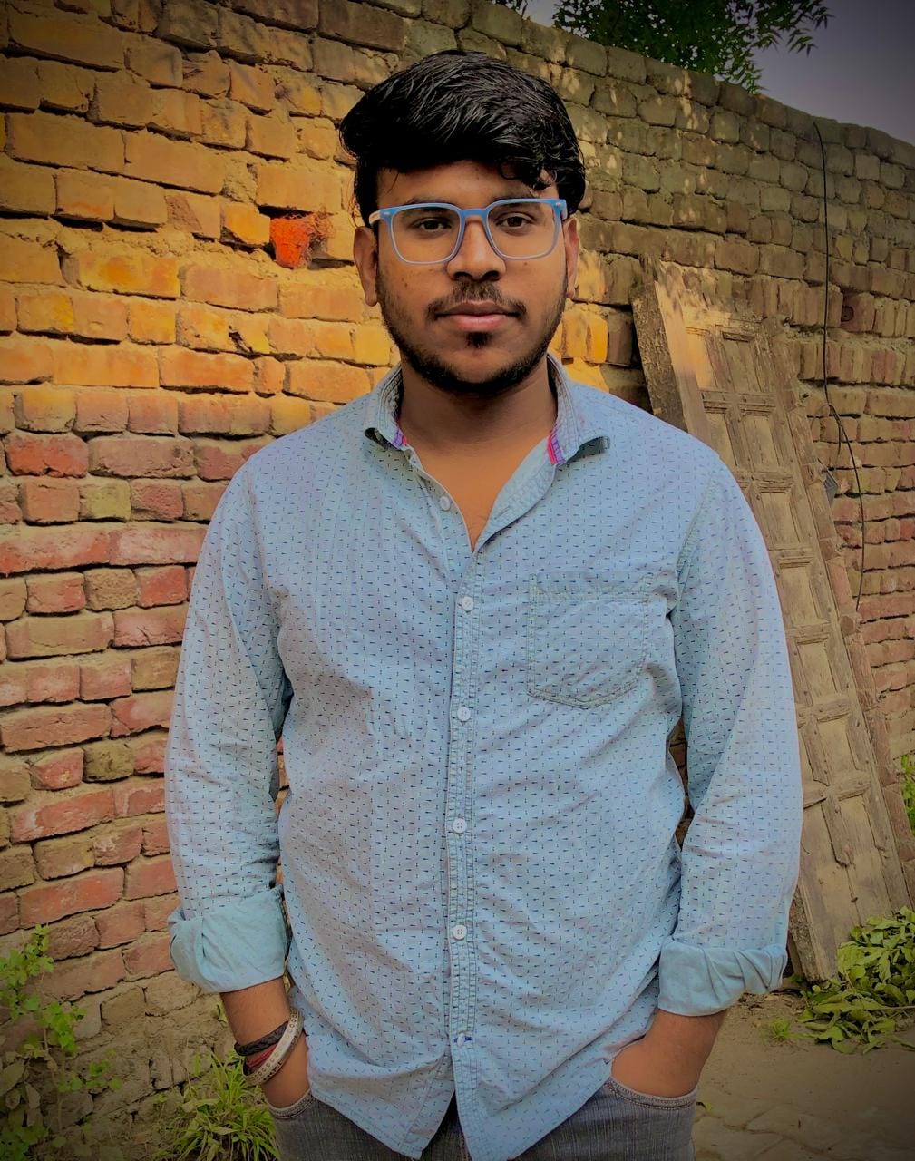 29jjrp03- झज्जर। नीलम