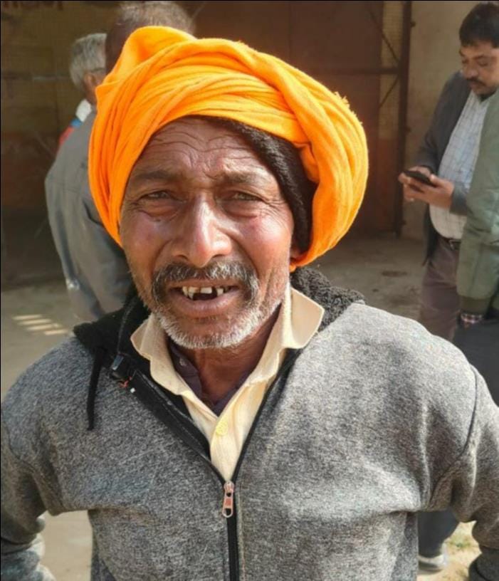 फोटो-18-बिछिया बीआरसी केंद्र पर नोटिस का जवाब देने पहुंचे मतदाताओं की लगी भीड़। संवाद