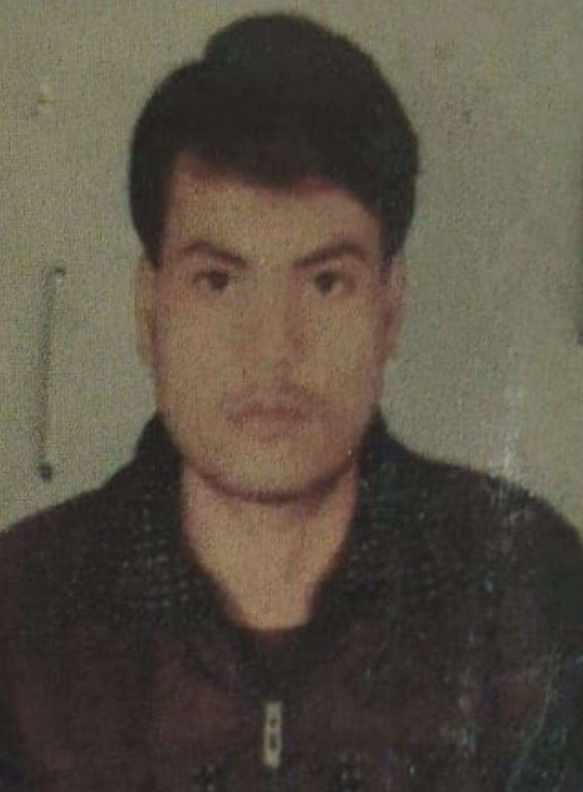 फोटो :18: सोनीपत के गांव राई के पास हाईवे के निकट युवक का शव मिलने के मामले में जांच करती पुलिस