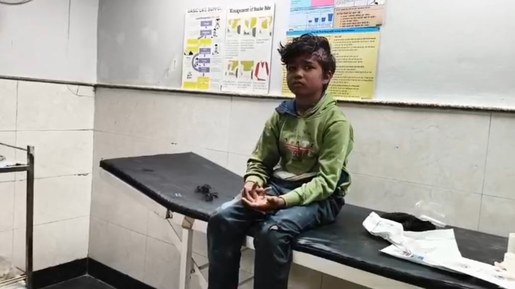 चौधरी लेयर पोल्ट्री फार्म हाउस में रखा ट्रांसफार्मर। संवाद