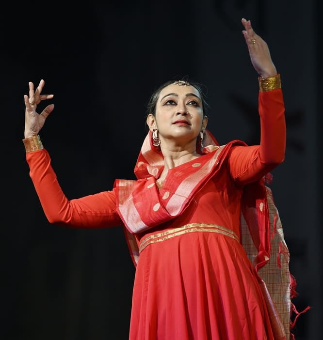 कला, शिल्प, साहित्य, संगीत और स्वाद के संगम के साथ सनतकदा फेस्टिवल के 17वें सीजन का आगाज शुक्रव कला, शिल्प, साहित्य, संगीत और स्वाद के संगम के साथ सनतकदा फेस्टिवल के 17वें सीजन का आगाज शुक्रव