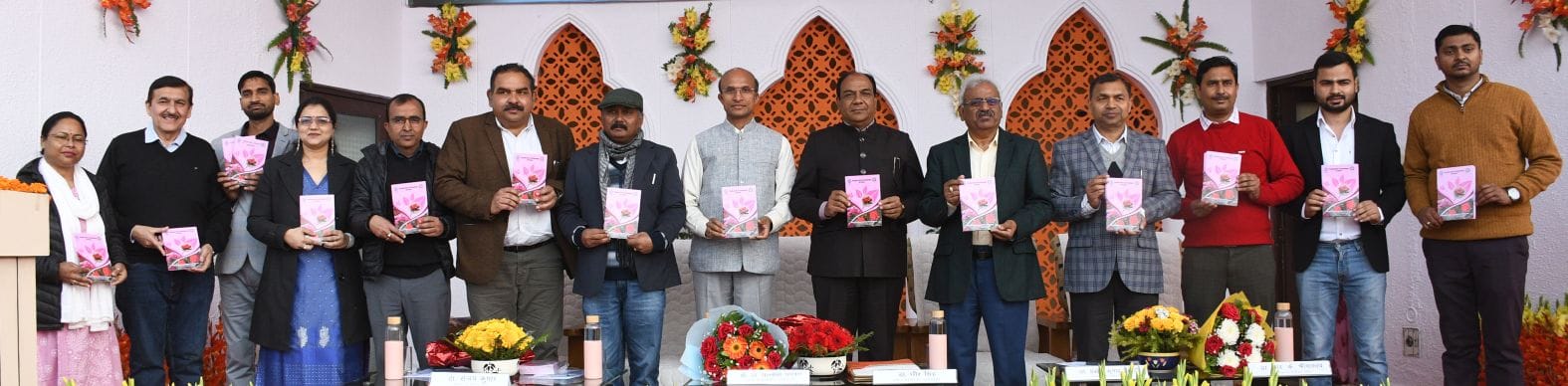 केंद्रीय औषधीय एवं सुगंध पौधा संस्थान (सीमैप) लखनऊ में शुक्रवार को दो दिवसीय किसान मेला-2026 का