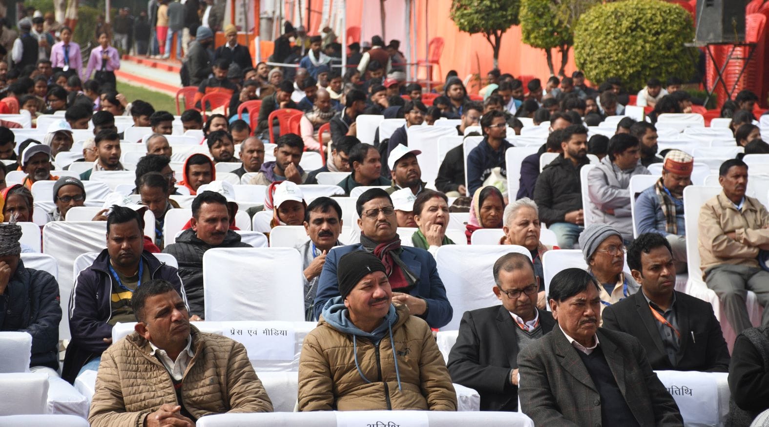 केंद्रीय औषधीय एवं सुगंध पौधा संस्थान (सीमैप) लखनऊ में शुक्रवार को दो दिवसीय किसान मेला-2026 का