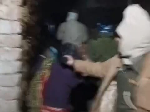 मारपीट का वीडियो हुआ वायरल