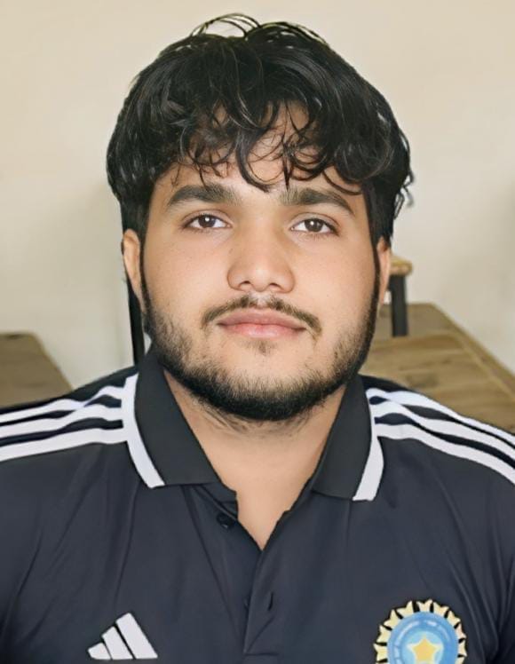 साक्षी।