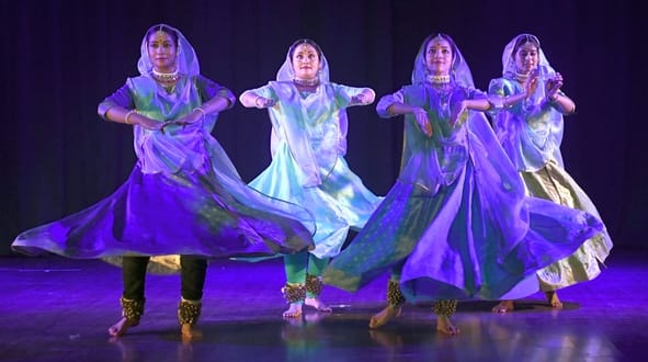 भातखंडे संस्कृति विश्वविद्यालय में चल रहे तीन दिवसीय शारंगदेव महोत्सव के दूसरे दिन शनिवार को शा