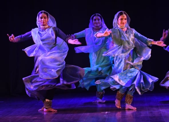भातखंडे संस्कृति विश्वविद्यालय में चल रहे तीन दिवसीय शारंगदेव महोत्सव के दूसरे दिन शनिवार को शा
