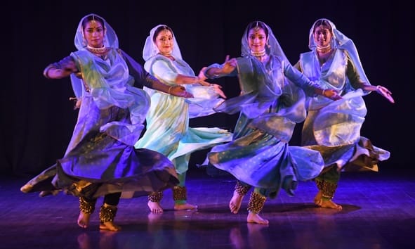 भातखंडे संस्कृति विश्वविद्यालय में चल रहे तीन दिवसीय शारंगदेव महोत्सव के दूसरे दिन शनिवार को शा