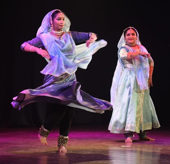 भातखंडे संस्कृति विश्वविद्यालय में चल रहे तीन दिवसीय शारंगदेव महोत्सव के दूसरे दिन शनिवार को शा