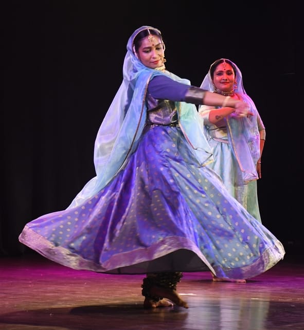 भातखंडे संस्कृति विश्वविद्यालय में चल रहे तीन दिवसीय शारंगदेव महोत्सव के दूसरे दिन शनिवार को शा