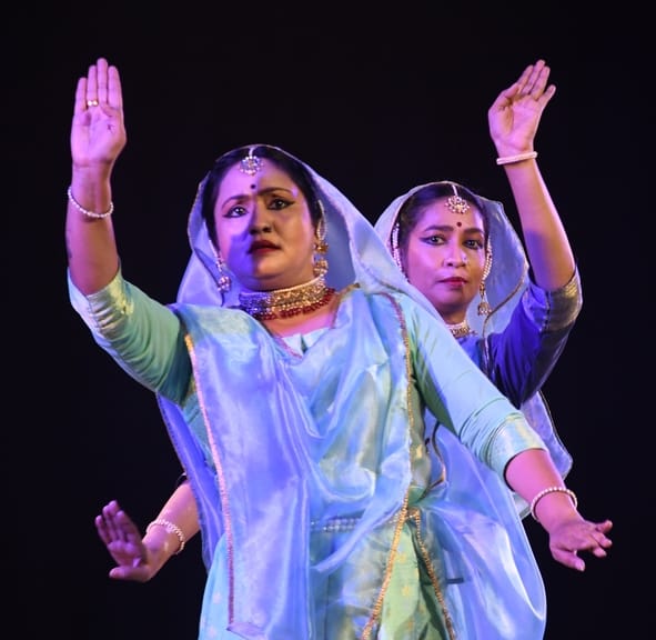 भातखंडे संस्कृति विश्वविद्यालय में चल रहे तीन दिवसीय शारंगदेव महोत्सव के दूसरे दिन शनिवार को शा