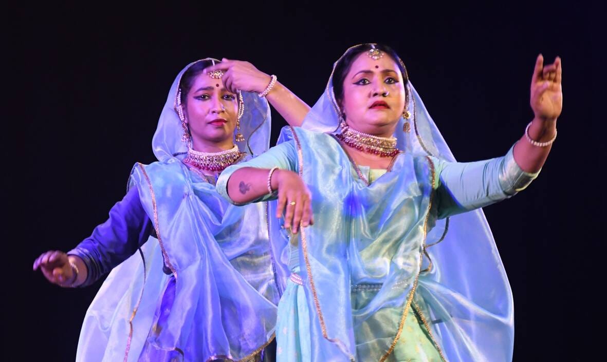 भातखंडे संस्कृति विश्वविद्यालय में चल रहे तीन दिवसीय शारंगदेव महोत्सव के दूसरे दिन शनिवार को शा