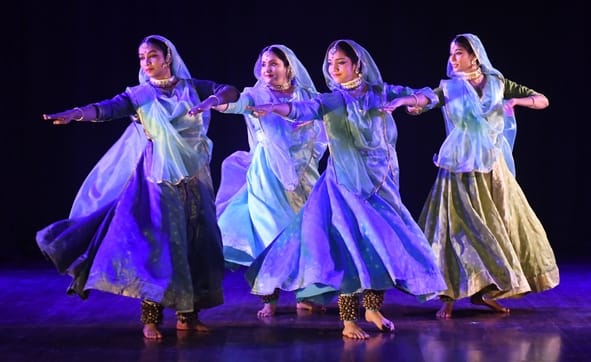 भातखंडे संस्कृति विश्वविद्यालय में चल रहे तीन दिवसीय शारंगदेव महोत्सव के दूसरे दिन शनिवार को शा