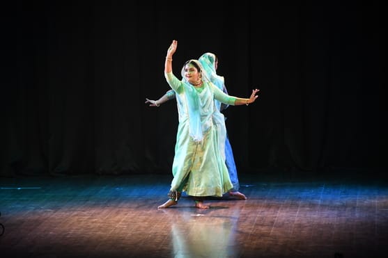 भातखंडे संस्कृति विश्वविद्यालय में चल रहे तीन दिवसीय शारंगदेव महोत्सव के दूसरे दिन शनिवार को शा