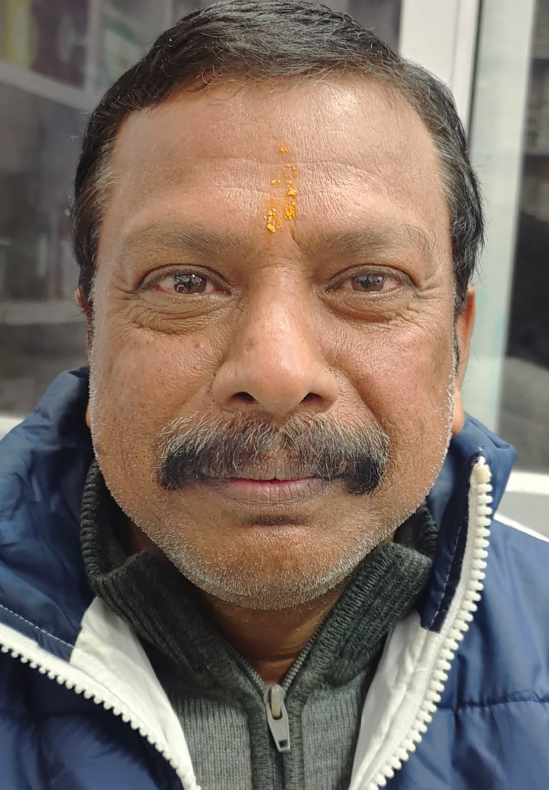 बजट पर चर्चा करते व्यापारी। संवाद