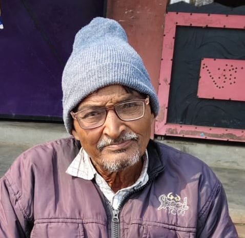 बरबर क्षेत्र में इस खराब सड़क की वजह से आए दिन होते हैं हादसे। संवाद