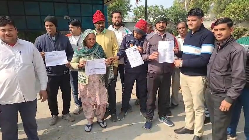 एंटी करप्शन ब्यूरो की गिरफ्त में पीएनएल बैंक फ्रॉड मामले में रिश्वत लेते पकड़ा गया सब इंस्पेक्ट एंटी करप्शन ब्यूरो की गिरफ्त में पीएनएल बैंक फ्रॉड मामले में रिश्वत लेते पकड़ा गया सब इंस्पेक्ट