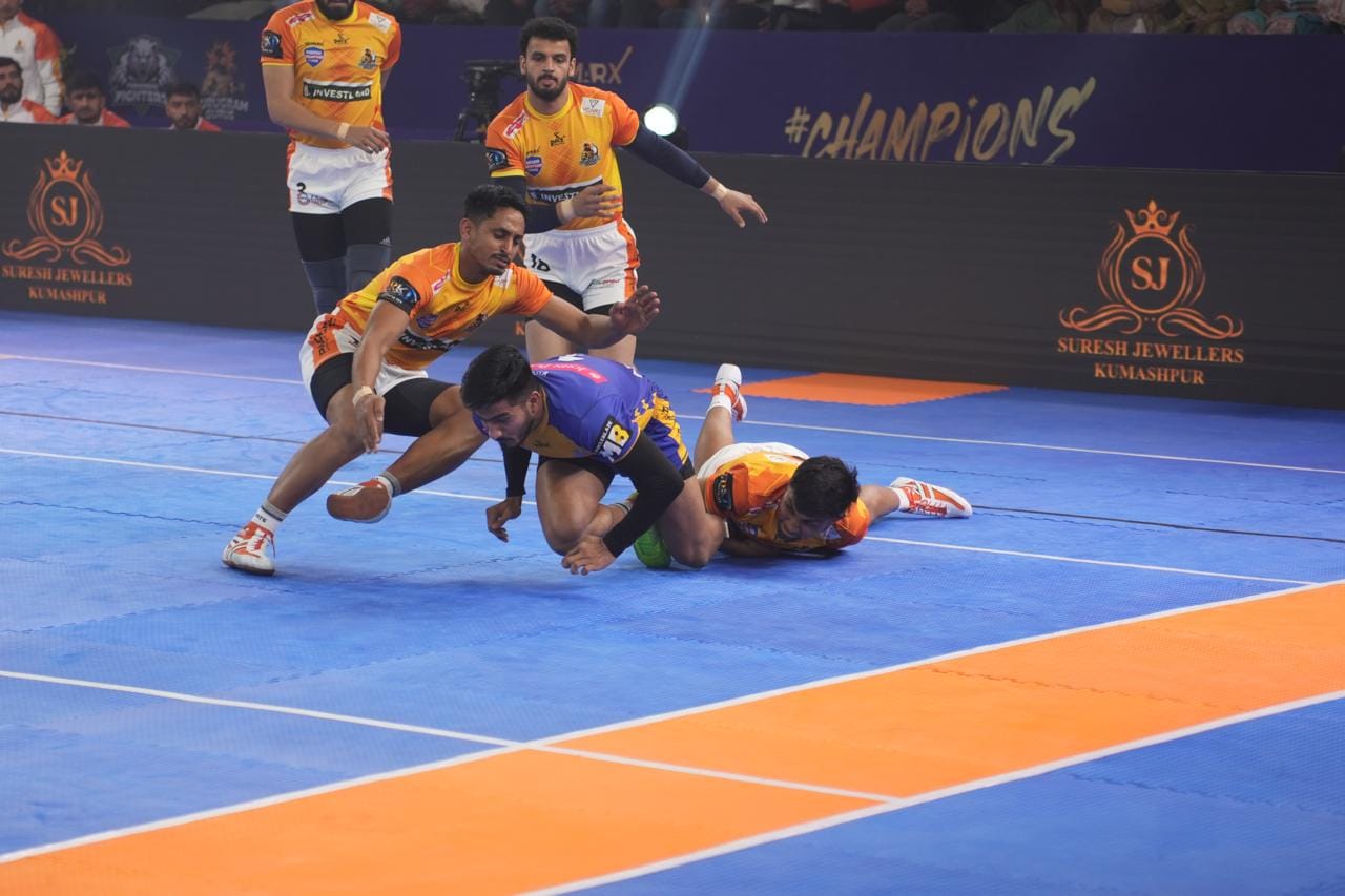 फोटो : सोनीपत के राई स्थित हरियाणा खेल विवि में केसीएल में मुकाबला देने पहुंचे खेल राज्य मंत्र फोटो : सोनीपत के राई स्थित हरियाणा खेल विवि में केसीएल में मुकाबला देने पहुंचे खेल राज्य मंत्र