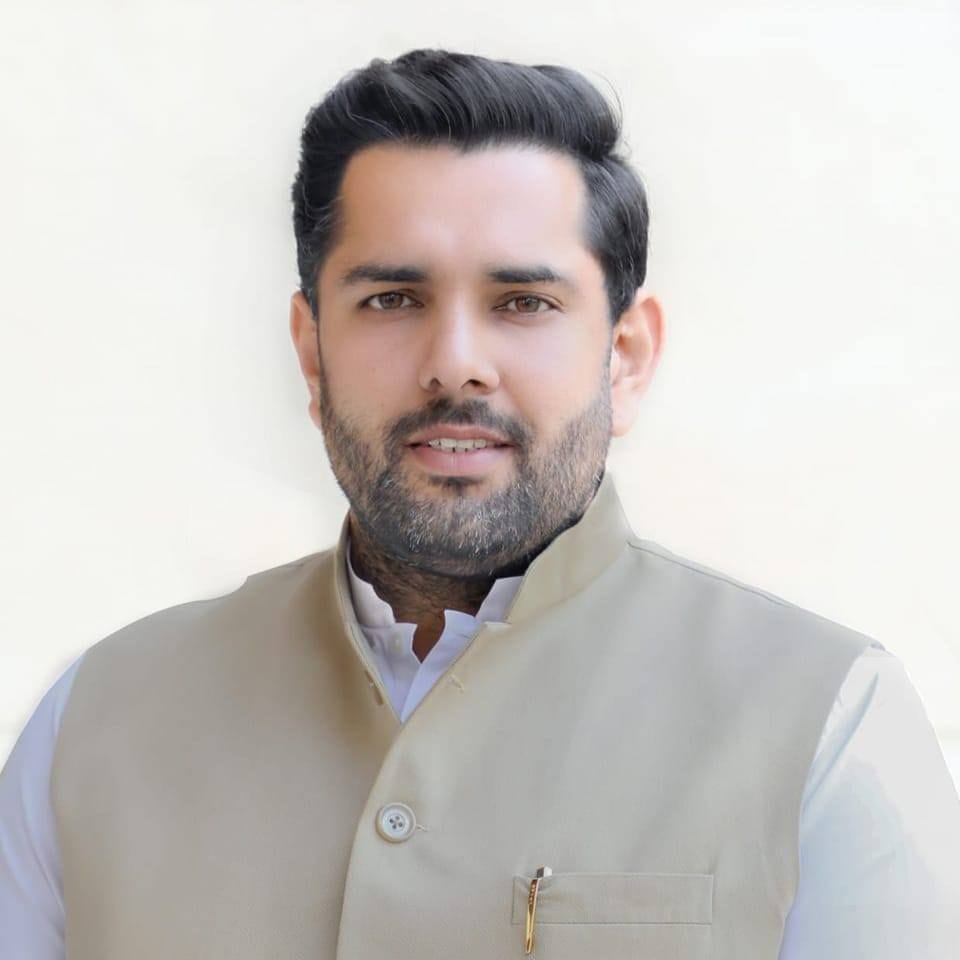 फोटो : सोनीपत में भाजपा कार्यालय में कार्याकर्ताओं संग बजट देखते मोहनलाल बड़ौली। फोटो : सोनीपत में भाजपा कार्यालय में कार्याकर्ताओं संग बजट देखते मोहनलाल बड़ौली।