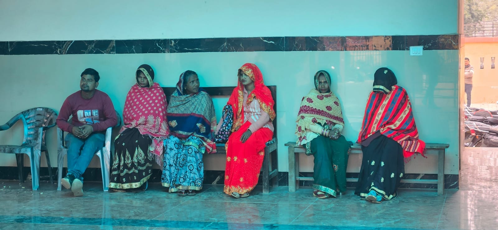 नेहा, निवाड़ी, निगोही। नेहा, निवाड़ी, निगोही।