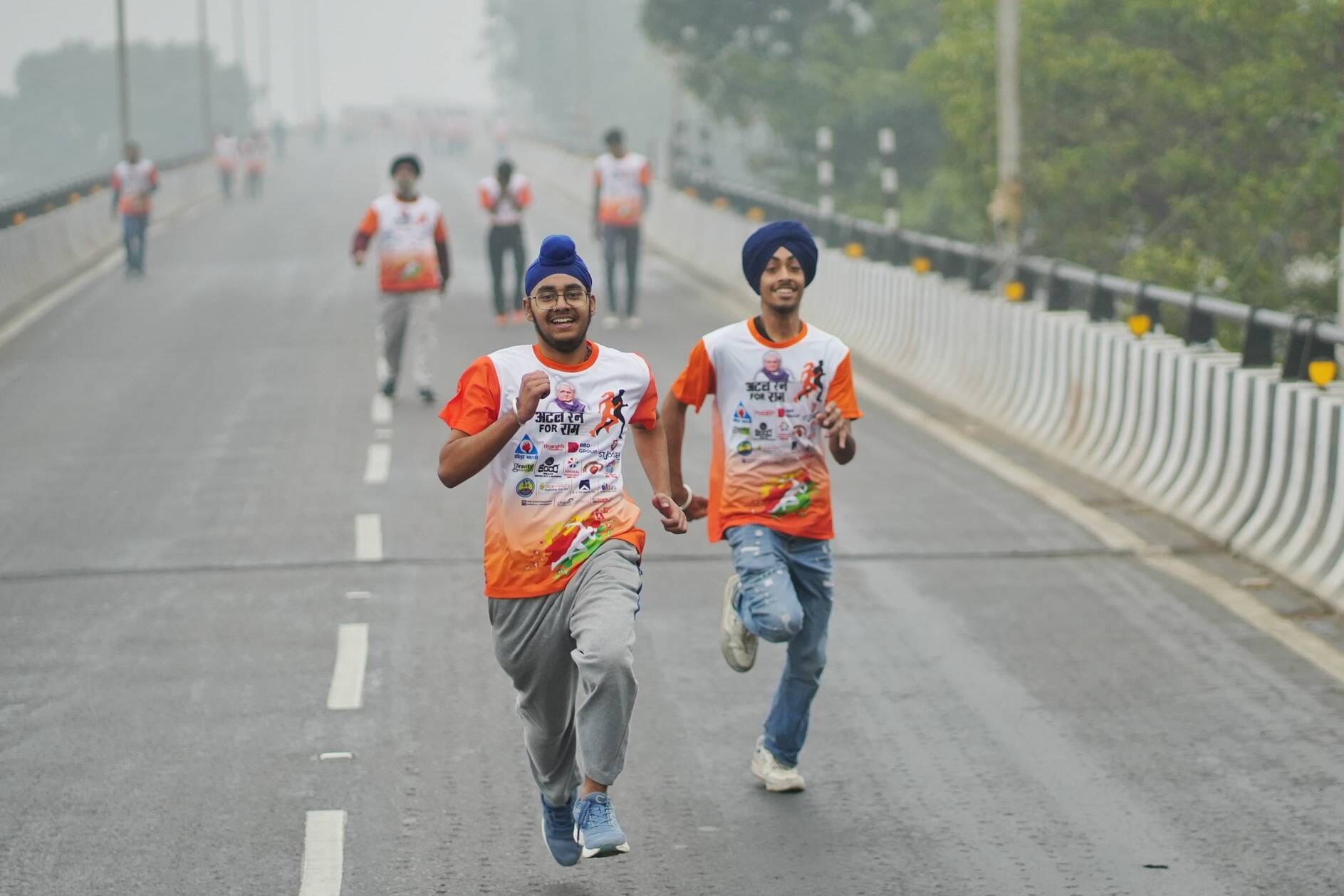 रन फाॅर राम में भाग लेने वाले बच्चों का उत्साह देखते ही बना। 