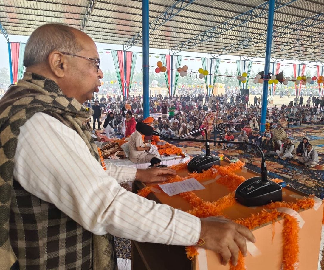 02जेएनडी19: उचाना खुर्द की बाबा फुल्लू साध गोशाला के वार्षिकोत्सव में मौजूद ग्रामीण। स्रोत : प्