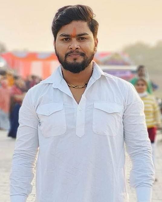 हितेश कुमार शर्मा, बद्रीपुर हदीरा, पुवायां। संवाद