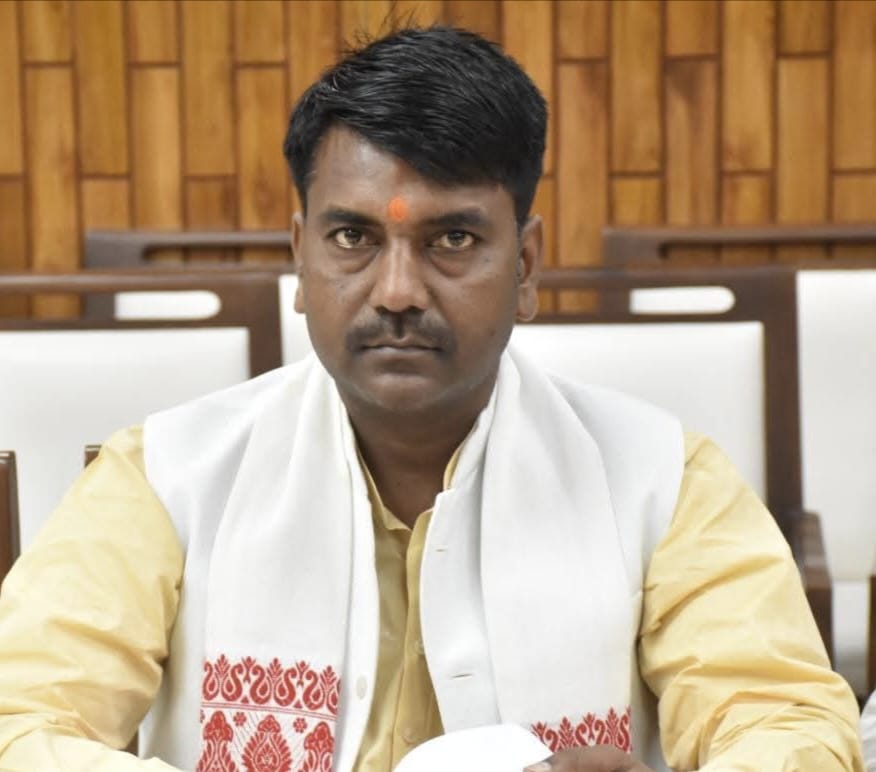 सदर विधायक अंकुर राज तिवारी