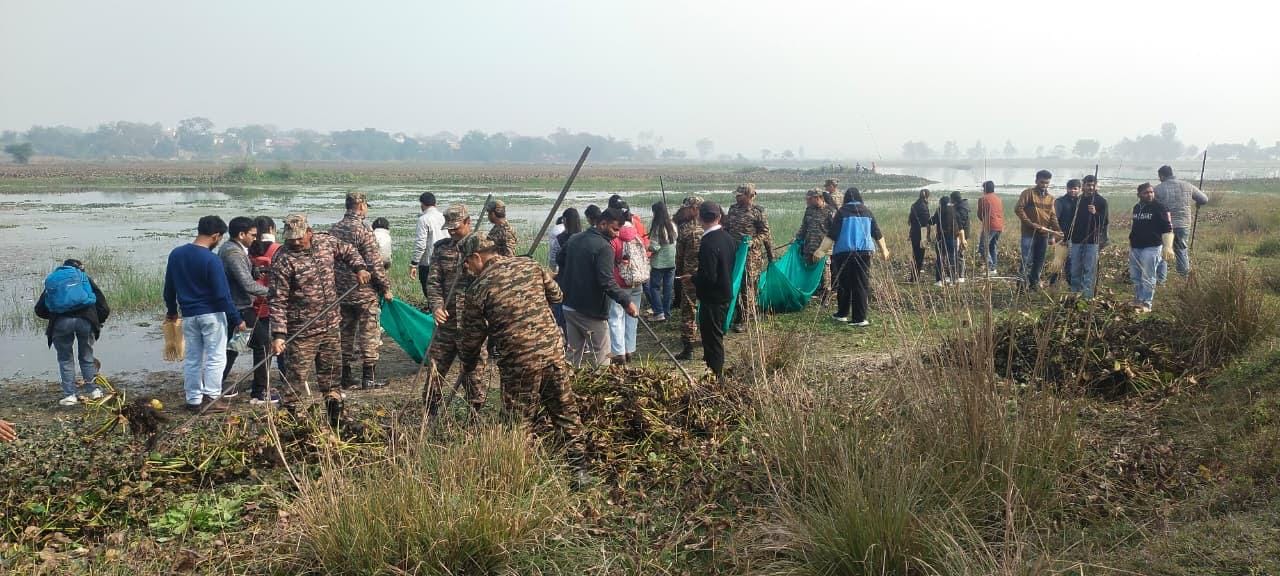 मोहनलालगंज में चला स्वच्छता व जन जागरूकता अभियान। मोहनलालगंज में चला स्वच्छता व जन जागरूकता अभियान।
