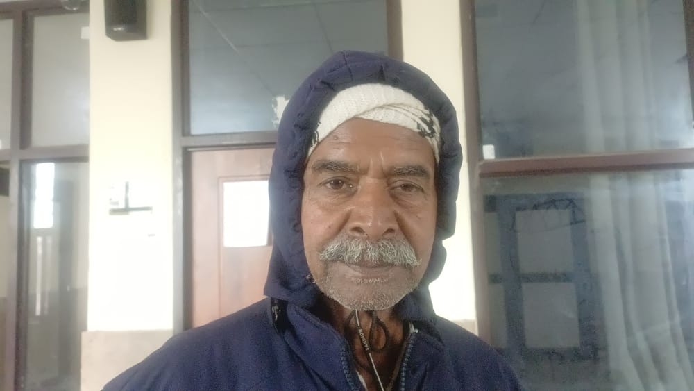 अंबाला शहर स्थित पटवारखाने में धरने पर बैठे जिला के पटवारी ओर कानूनगो। प्रवक्ता अंबाला शहर स्थित पटवारखाने में धरने पर बैठे जिला के पटवारी ओर कानूनगो। प्रवक्ता