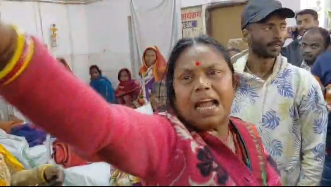 बेटे की मौत पर मां ने सुनाया सिस्टम को