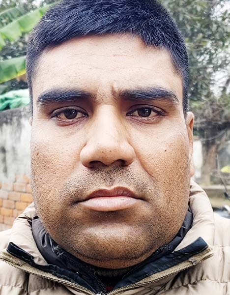गांव नवाजपुर में आरसीसी रोड बना तालाब। संवाद