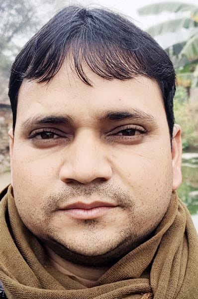 गांव नवाजपुर में आरसीसी रोड बना तालाब। संवाद