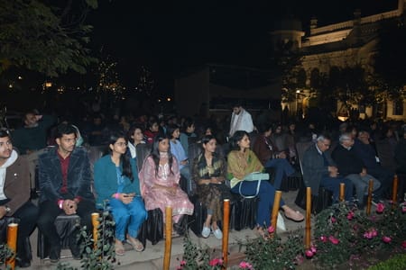 पांच दिवसीय सनतकदा महोत्सव का मंगलवार को समापन हो गया। 