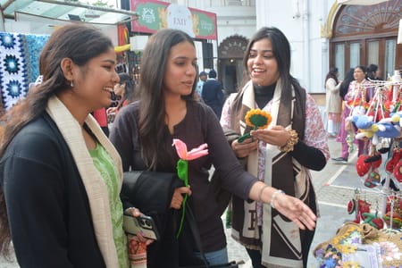 पांच दिवसीय सनतकदा महोत्सव का मंगलवार को समापन हो गया। 