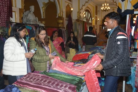 पांच दिवसीय सनतकदा महोत्सव का मंगलवार को समापन हो गया। 