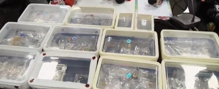 दिल्ली रोड पर डायमंड शोरूम में हुई चोरी के आरोपी।