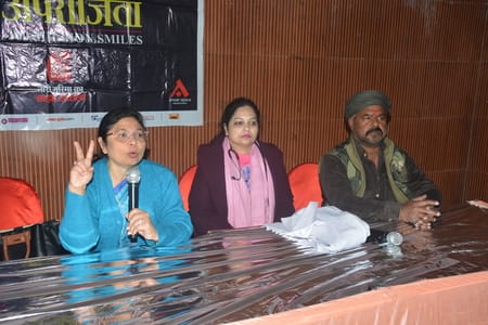 मनकामेश्वर वार्ड स्थित लंबेश्वर पार्क सामुदायिक केंद्र में अमर उजाला अपराजिता के तहत विश्व कैंस