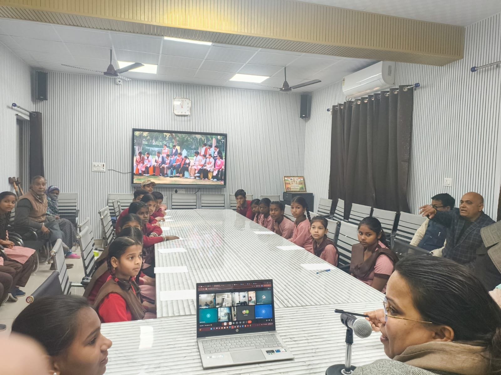 अनन्या, कक्षा छह