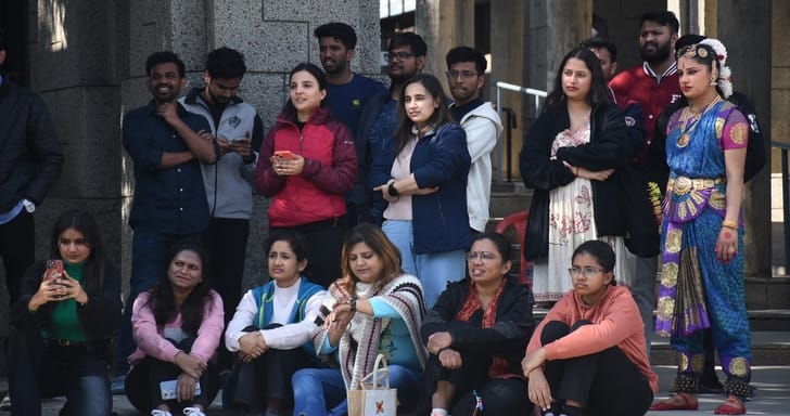 आईआईएम में मैनफेस्ट-वर्चस्व की शुरुआत उमंग और उत्साह के साथ हुई।