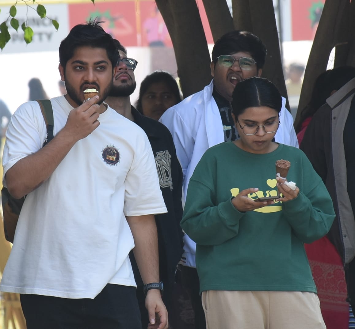 आईआईएम में मैनफेस्ट-वर्चस्व की शुरुआत उमंग और उत्साह के साथ हुई।
